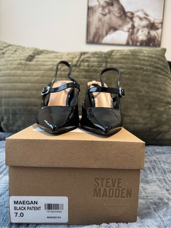 Steve Madden Shoes - Steve Madden Black Patent Pointed Toe Slingback Pumps